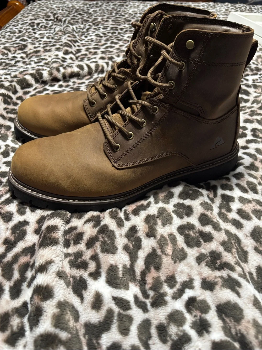 Ozark Trail Men's Tan/Brown Lace-Up Hiking Boots